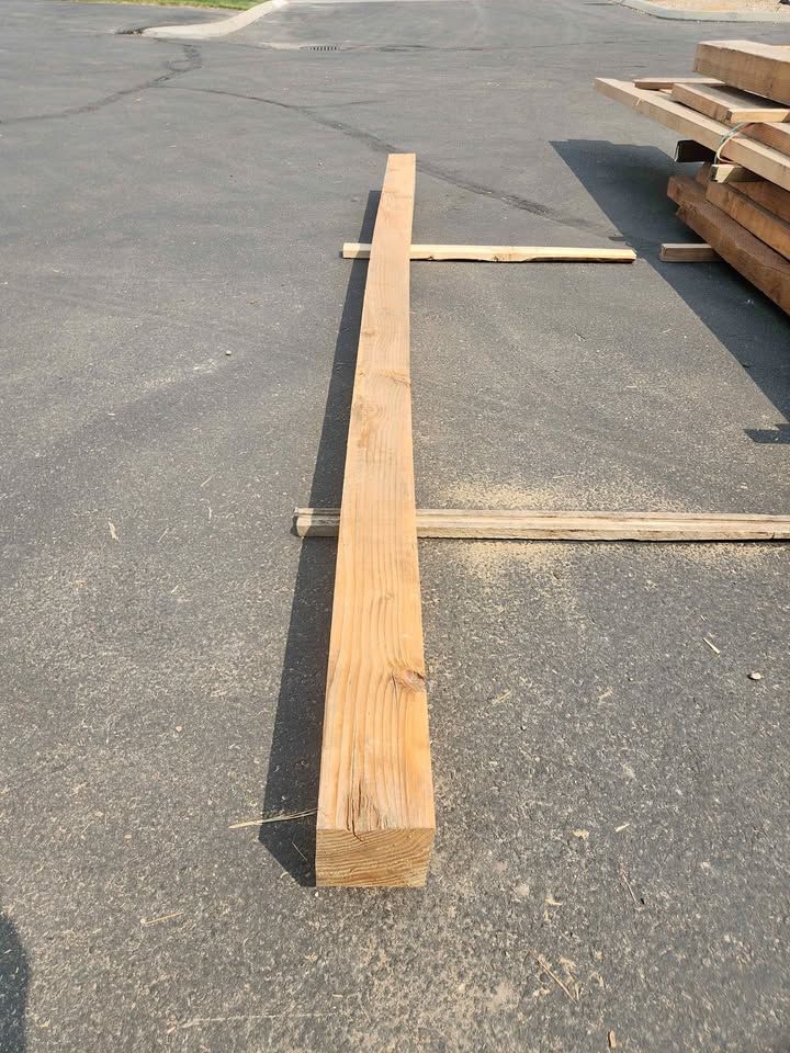 6x6x12 (discounted for slight bow) Lumber Beam Wood, photo 1