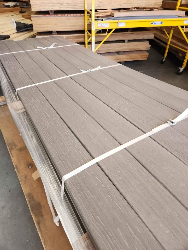 1x6 ($2.25/LF) (7) 12ft & (8) 20ft MoistureShield "CoolDeck" Composite Decking "Cathedral Stone", photo 2