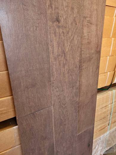 Castlerock Maple 1/2in Engineered Hardwood Flooring - Mohawk ($2.49/sqft)
