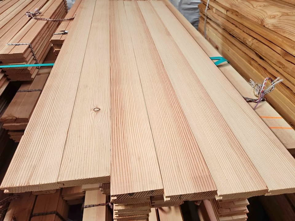 $.98/LF ($3.76/sqft) – Clear Vertical Grain Douglas Fir 1x4 Unfinished Wood Flooring Walls Celling, photo 1