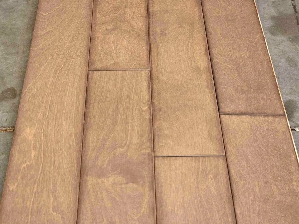 Mohawk - Birch - Engineered Antiqued Hardwood Flooring - 1/2 inch - 5in Wide Plank, photo 1