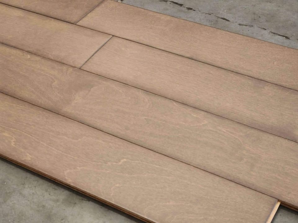 Mohawk - Birch - Engineered Antiqued Hardwood Flooring - 1/2 inch - 5in Wide Plank, photo 4
