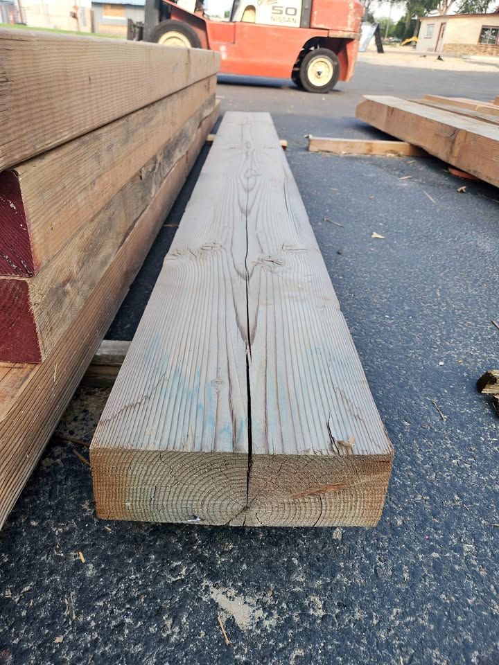 4x10x8 Beam Lumber Wood Building, photo 1