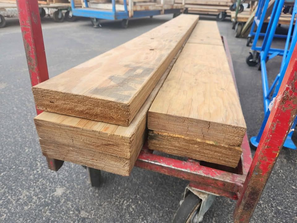 2x8x7 LVL (1 left) Microlam Engineered Lumber Beam Header Wood, photo 1