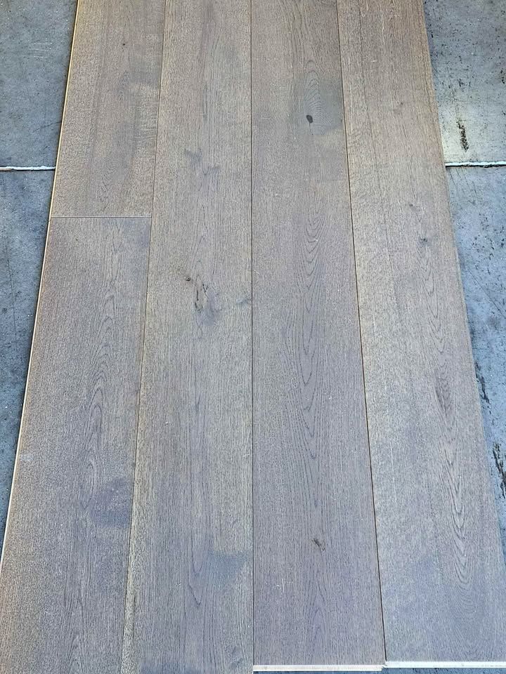 Mohawk "Graphite Oak" 1/2 inch Tongue & Groove Engineered Hardwood Flooring - 7in Wide Plank., photo 1