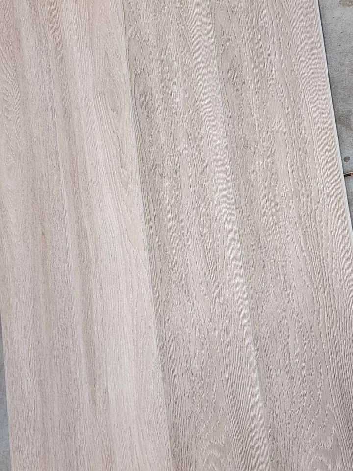 Pergo Extreme Wood Enhanced "Grey Opal" Rigid LVP Flooring - 7mm/22mil - 9x60 in - Pad Attached, photo 2