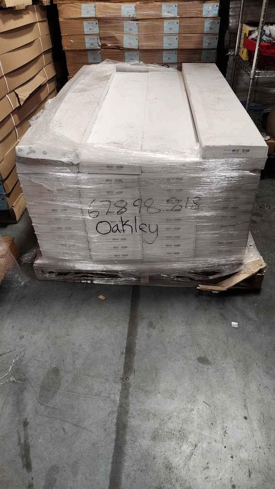 Oakley - Mohawk LVP Wood Enhanced SPC Flooring - 6mm/20mil - 8.25x55.75 in plank - no pad, photo 3