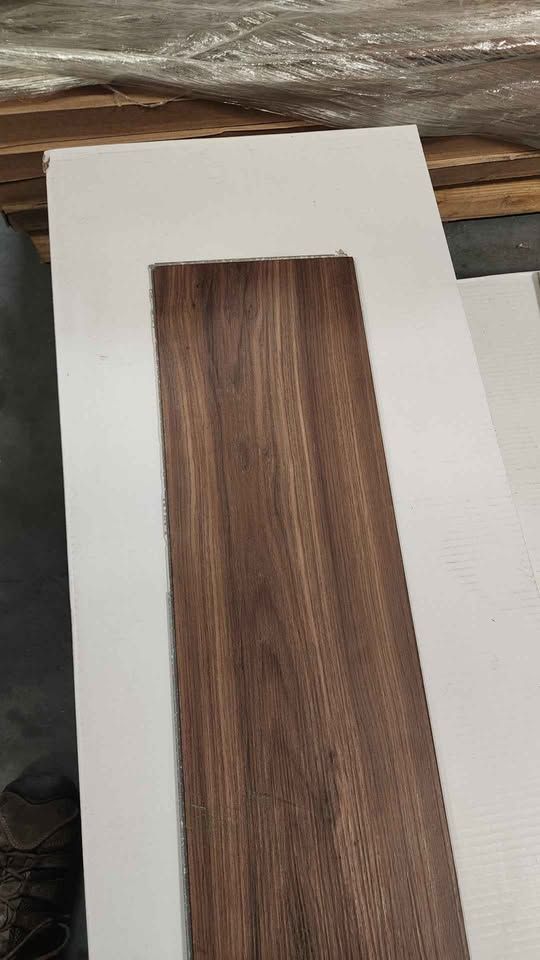 Mohawk 6mm 12mil 7.5"x48" Dover LVP/LVT Flooring ($1.95/sqft), photo 3