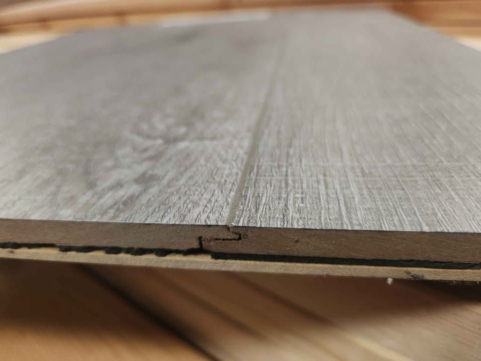 10mm Laminate Flooring "Emridge" 100% Waterproof - Super Durable Hybrid Ridgid Core ($2.99/sqft) LVP, photo 3