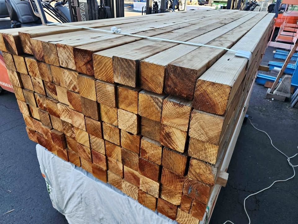 4x4x10 Premium REDWOOD Post Lumber Wood Building Materials 4x4, photo 1