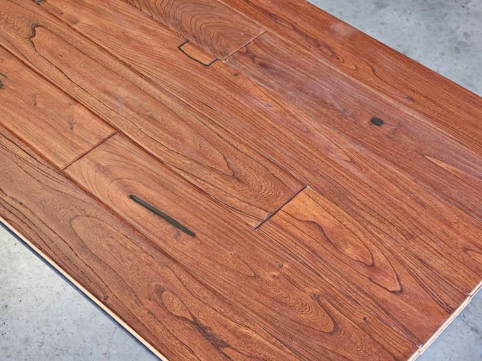 Mohawk - Antique Elm Cherry - 1/2 inch Tongue & Groove Engineered Hardwood Flooring, photo 1