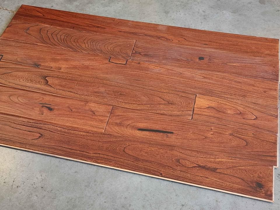 Mohawk - Antique Elm Cherry - 1/2 inch Tongue & Groove Engineered Hardwood Flooring, photo 3