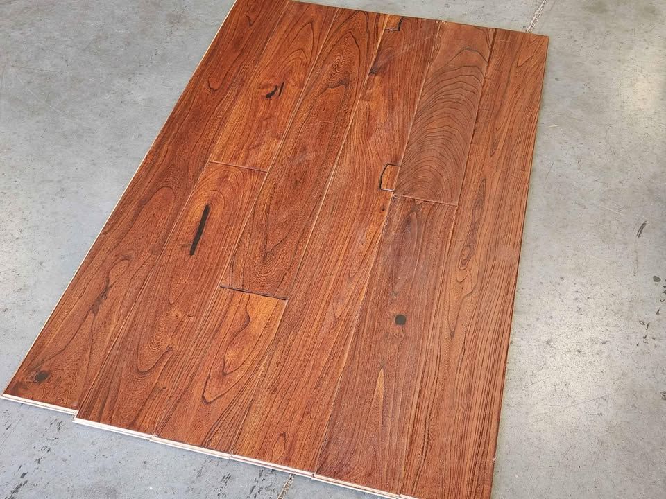 Mohawk - Antique Elm Cherry - 1/2 inch Tongue & Groove Engineered Hardwood Flooring, photo 4