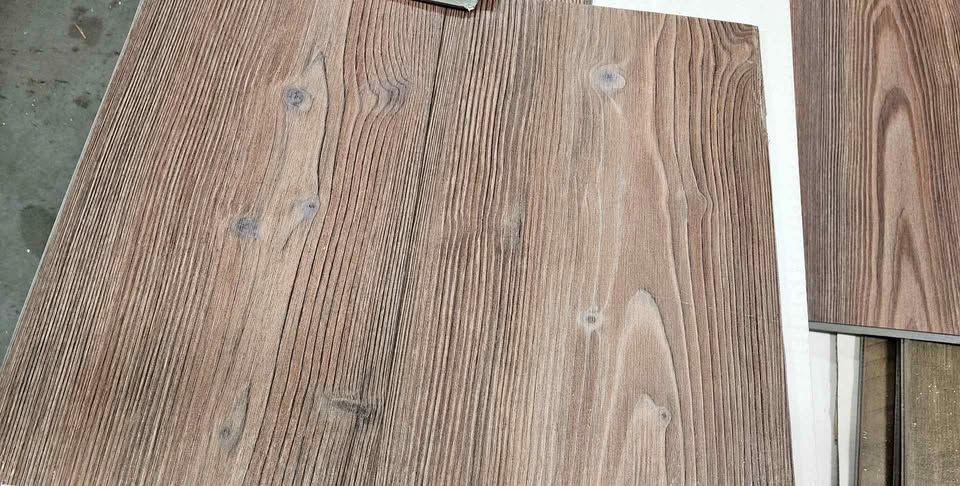 Mohawk 6mm 12mil 7.5"x48" Barnsdale Meadow LVP/LVT +Pad Flooring ($1.95/sqft), photo 1