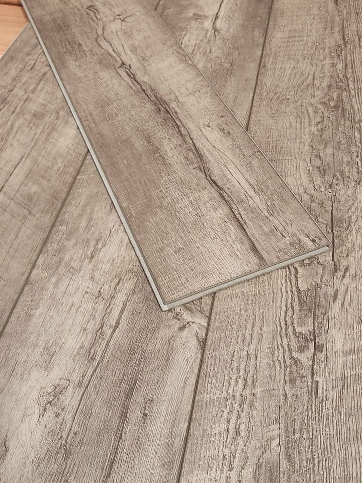"Worn Gray" ($2.95/sqft) Mohawk Founder’s Trace - 7″x48″ 6mm/20mil LVP – Waterproof Flooring, photo 2