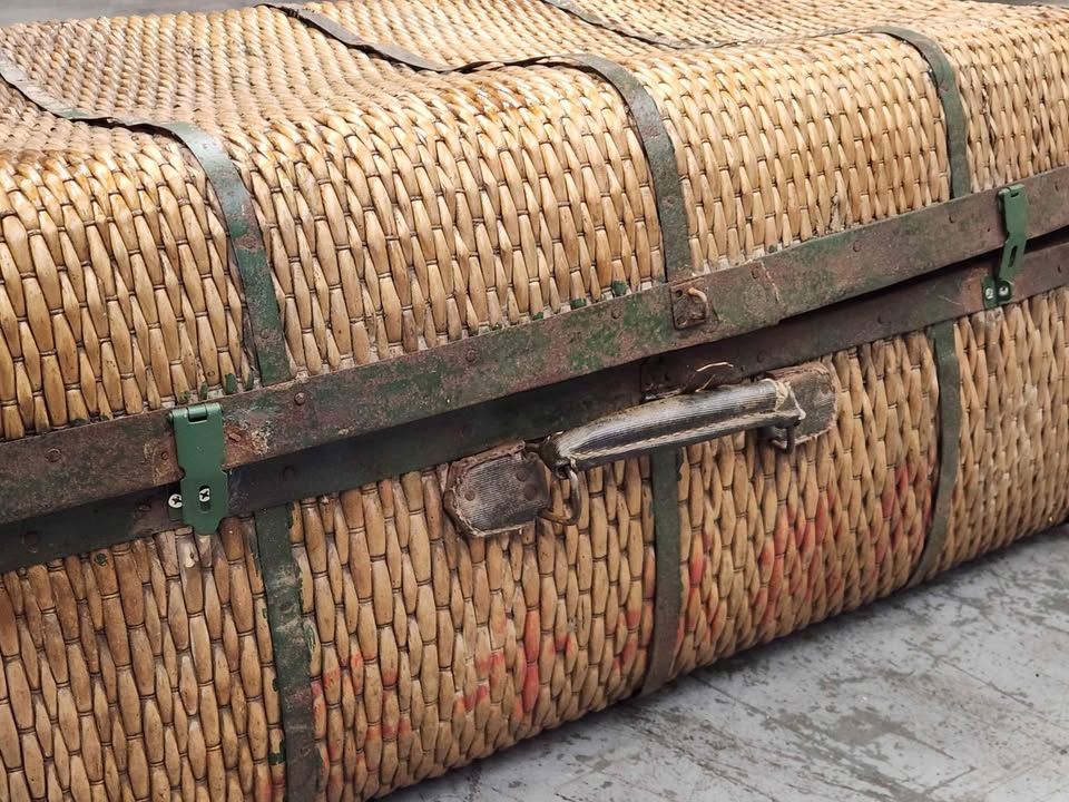 Vintage Rustic Suitcase Travel Chest Trunk Decor, photo 3