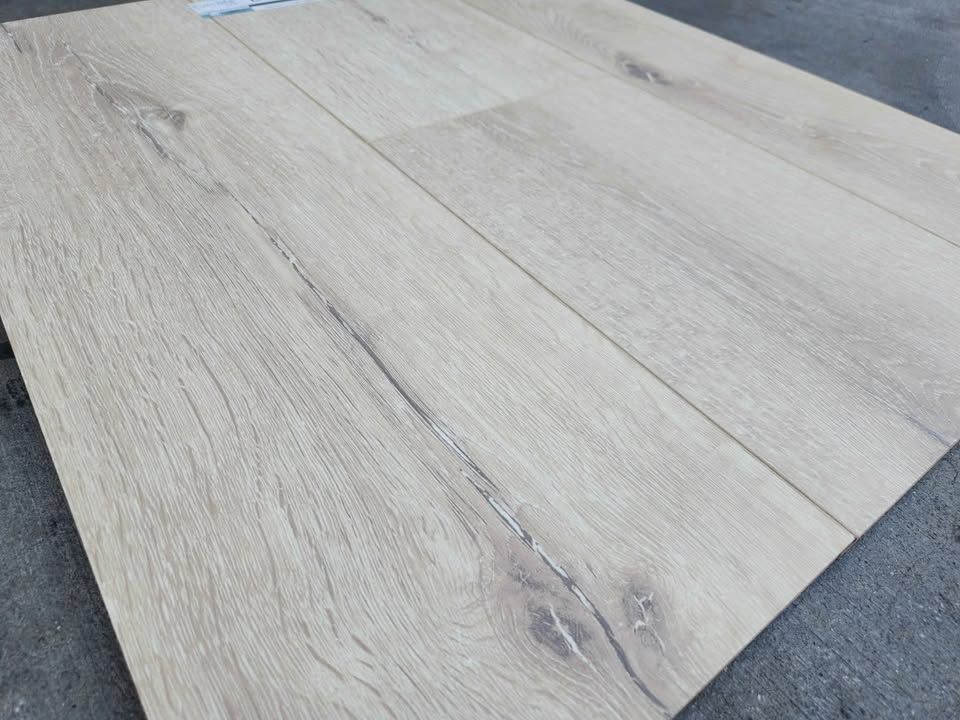 Smithcliffs 10mm Laminate Flooring ($2.99/sqft) 100% Waterproof 7.7"x48" Plank - Lanston Oak, photo 4