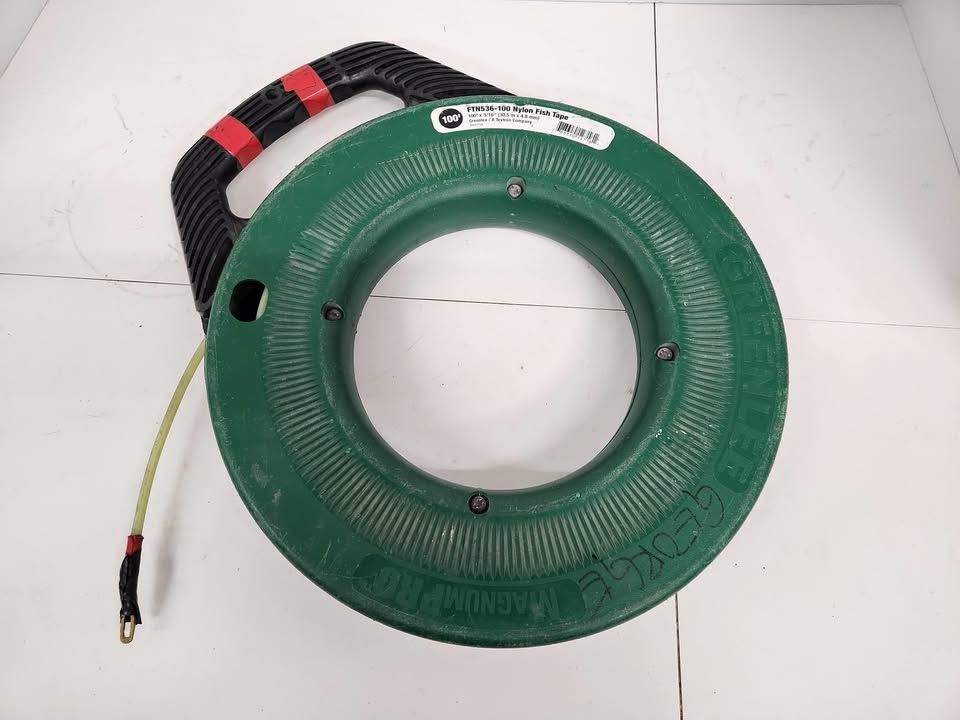 100' x 3/16" Nylon Fish Tape/Cable Puller, photo 1