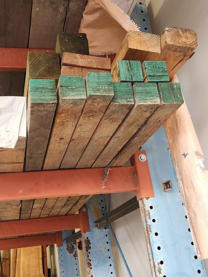 3.5x3.5x11'4" (2) LVL Engineered Lumber Beam Wood - 4x4x11'4", photo 3