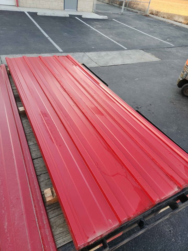 Red Metal Roofing Panels - 16ft & 20ft ($3.75/ft), photo 4