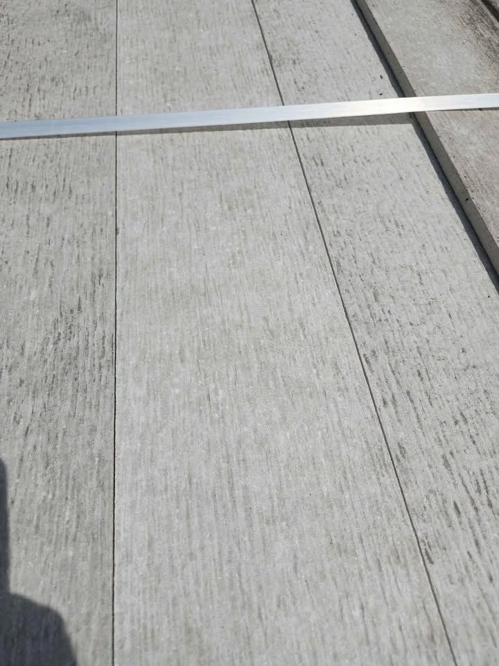 7/16" x 5-1/2" x 12' Hardie Trim Cement Board - Rustic Grade - Board and Batten, photo 4