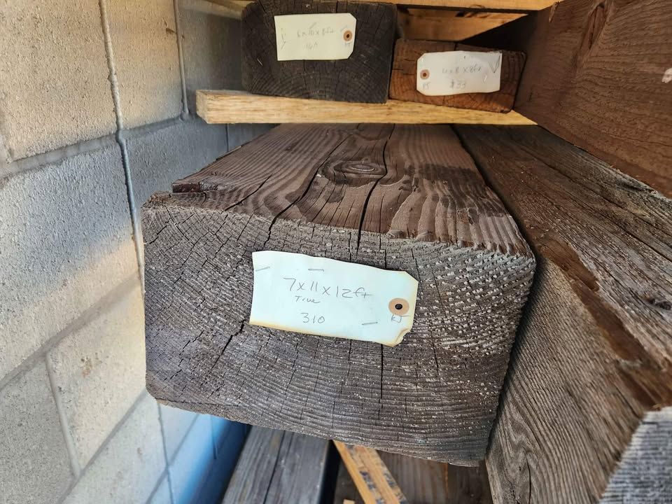 Aged 7x11x12ft Wood Beam Lumber Building Materials Construction Project - True Dimensions, photo 4