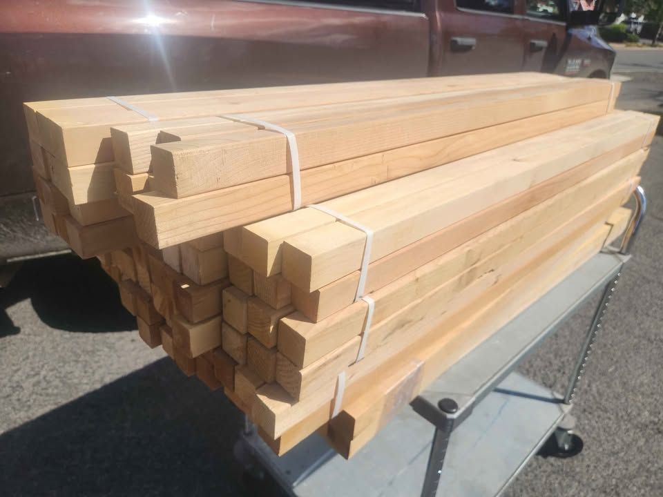 ($4.50ea) 2x2x4 Cedar Railing Project Woodworking - bundle of 6 ($27), photo 3