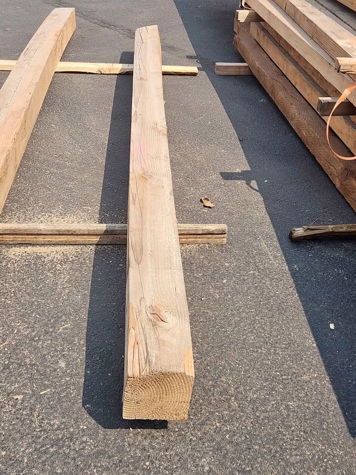 6x6x10 (discounted for twist) Beam Lumber Wood, photo 1