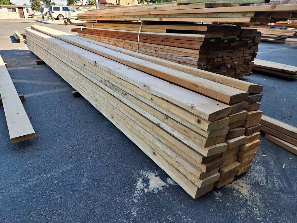 2x6x18 Boards Lumber Wood Building Construction Materials, photo 1