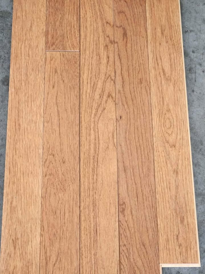 "Hickory Sapling" Mohawk 3/4 in Solid Hardwood Flooring ($3.52/sqft) 3-1/4 in width x random length, photo 3