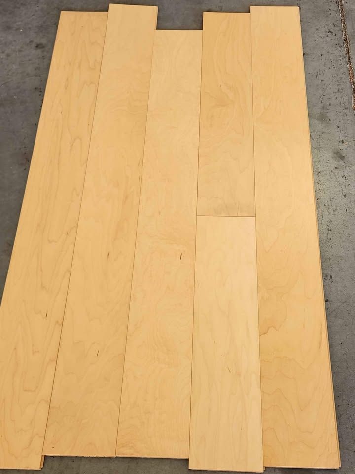Maple Chiffon - 3/8in Engineered Hardwood Flooring, photo 2